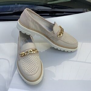 REIKER AntiStress Loafer Women EU 41 Business Perforated Gold Chain Shoes Beige